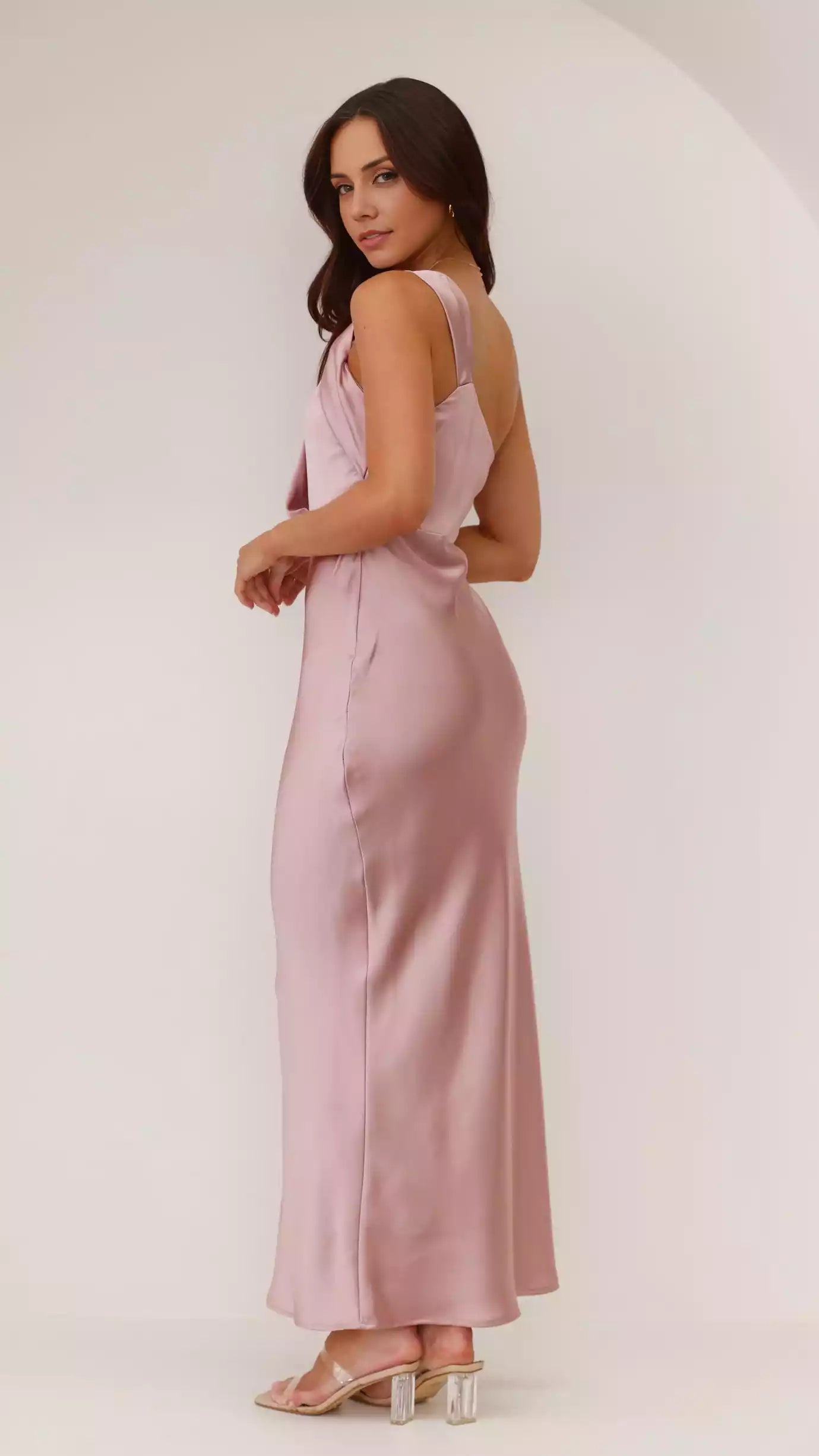Prom Dresses with eye-catching single shoulder strap, pleats, invisible side zipper, fully lined