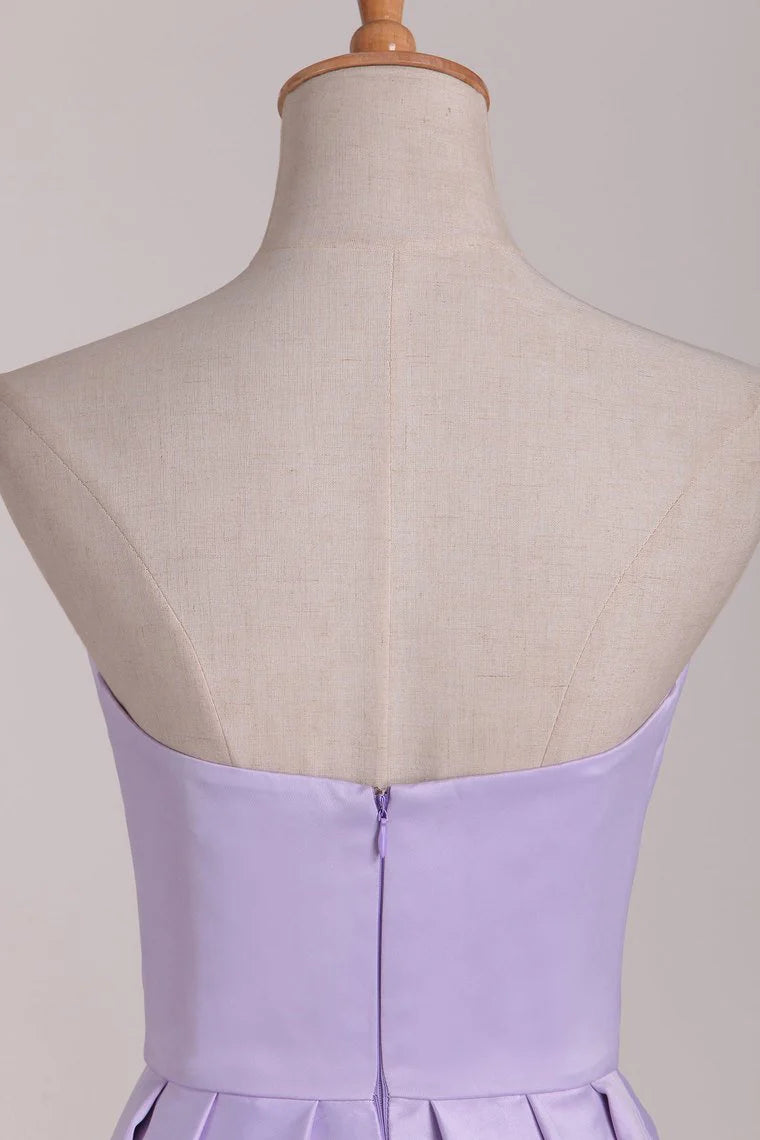 Elegant and noble A-line dress with satin embellished beads and decals