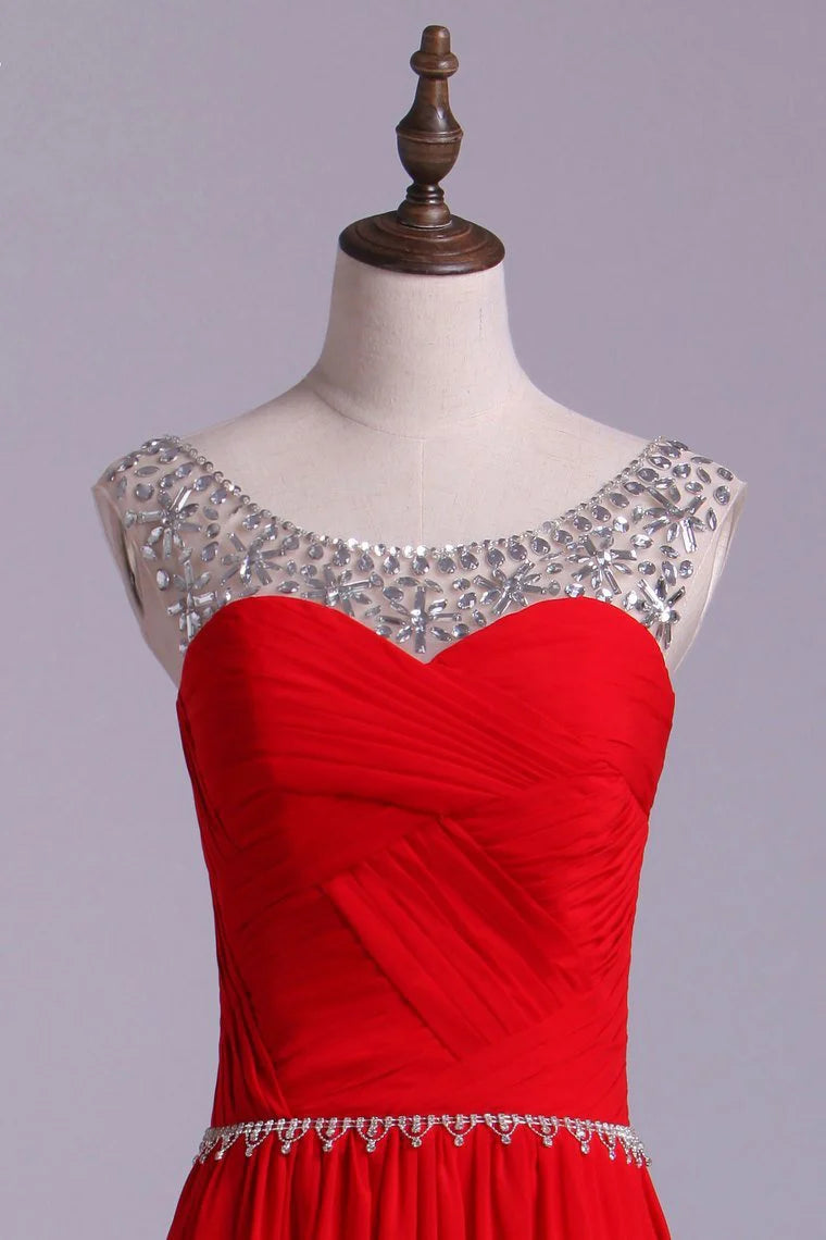 Elegant beautiful and noble dress with A-line chiffon beads and ruffled edges