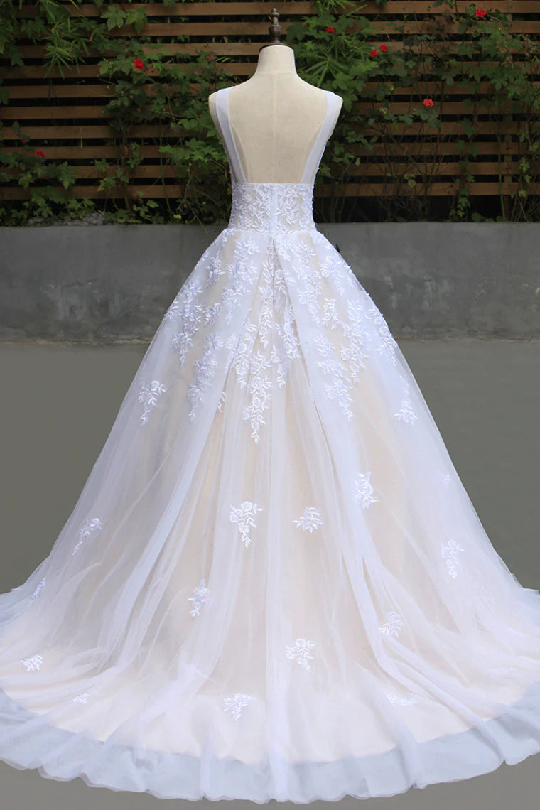 Sexy and elegant high necked A-line ball dress with bead stickers