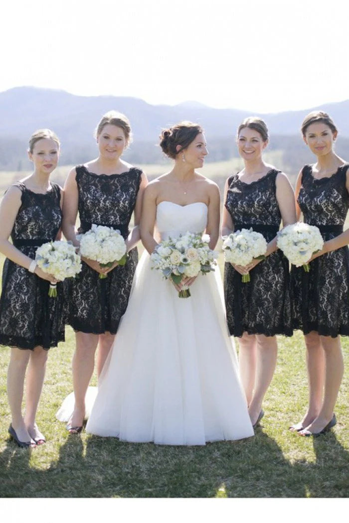 Minimalist backless lace black short bridesmaid dress