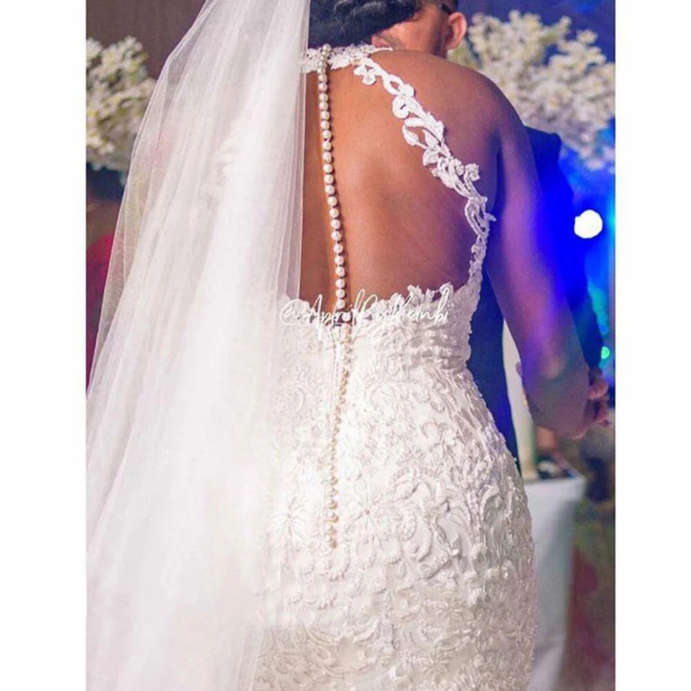 Sleeveless high necked lace wedding dress with mermaid beads lace stickers wedding dress