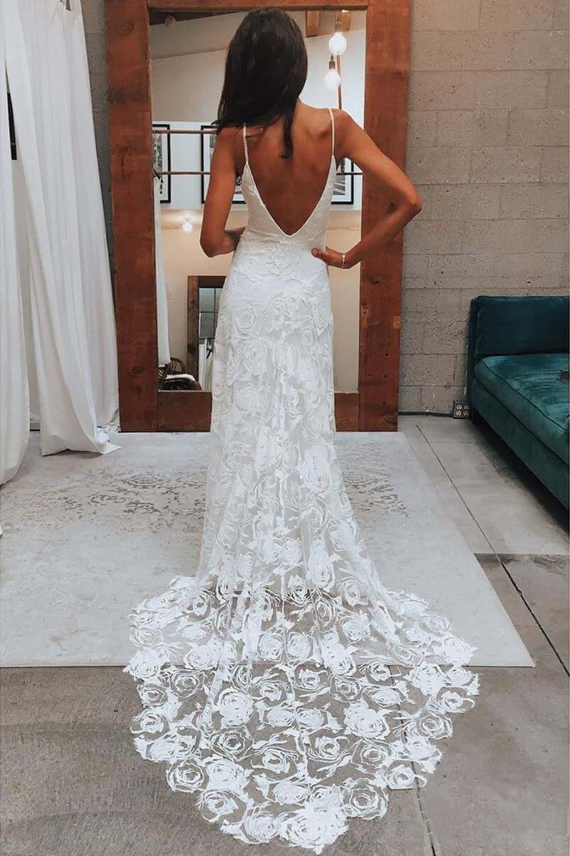 Thin shoulder strap beach wedding dress with lace sweetheart bohemian wedding dress