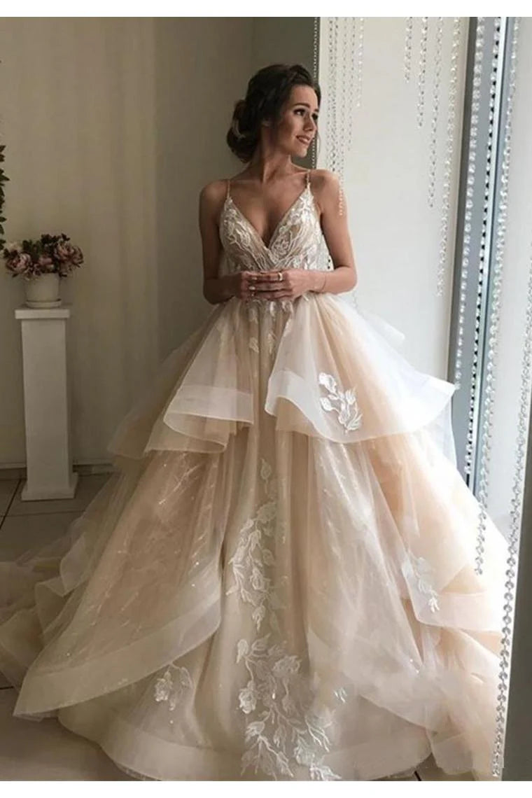 Elegant thin shoulder strap V-neck sleeveless layered wedding dress