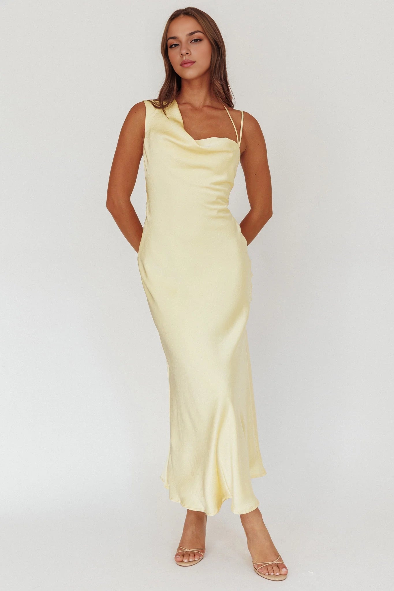Stunning Adjustable Shoulder Straps Asymmetric Collar Scarf Details Bridesmaid Dress