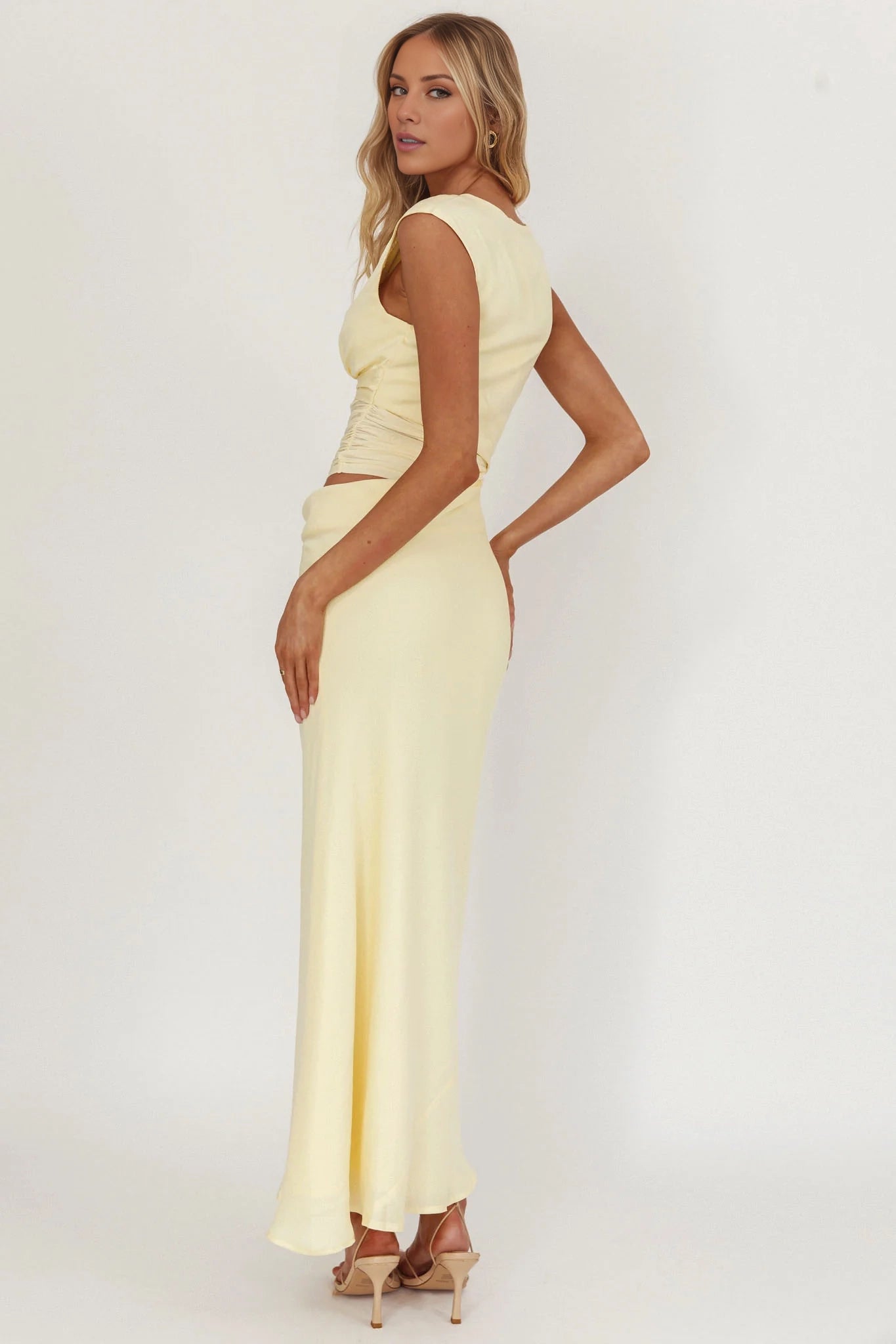 Stunning Transparent Waist Perspective Ruffle Waist Extra Long Bridesmaid Dress