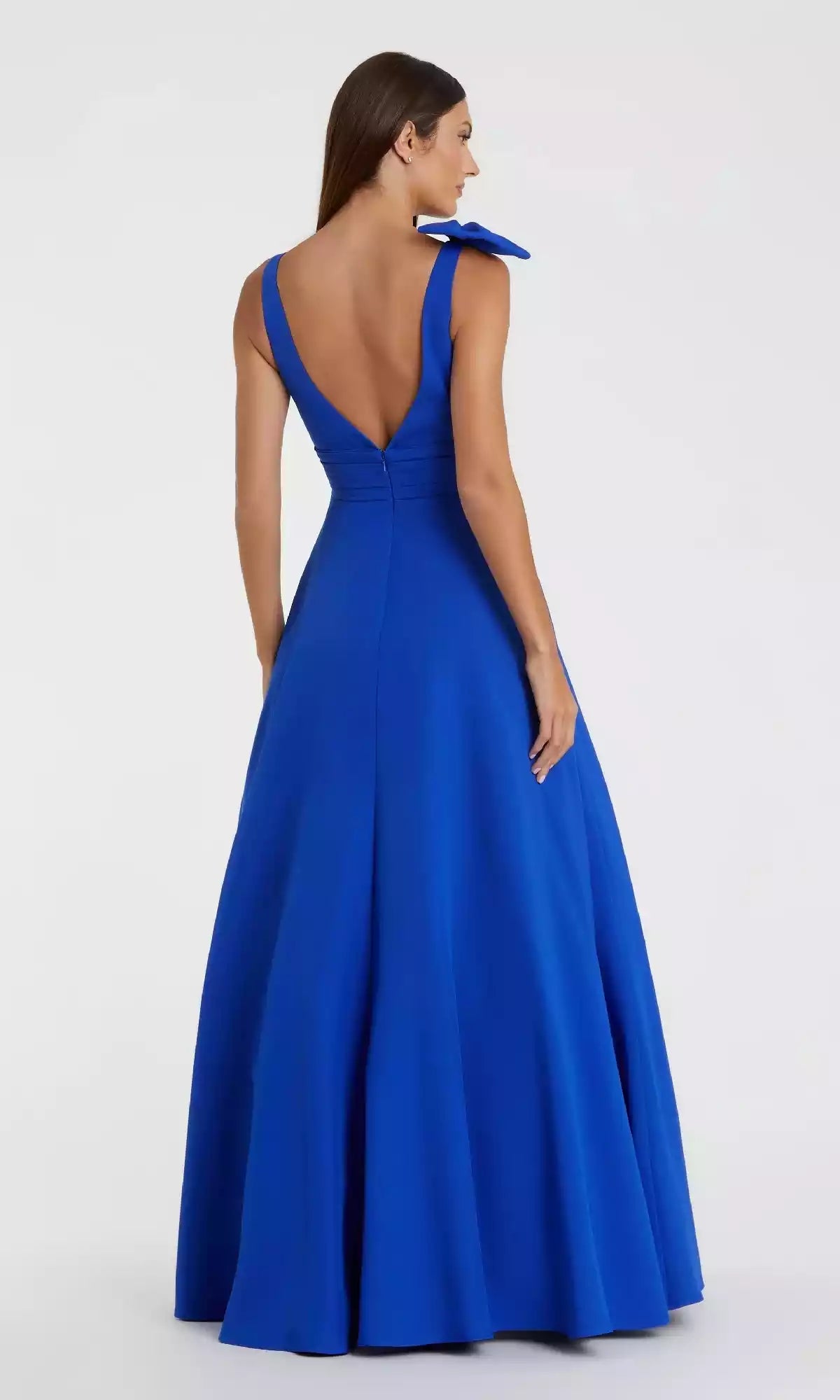 Sweet deep V-neck single shoulder bow slender shoulder strap with A-line, showcasing romantic style Prom Dresses