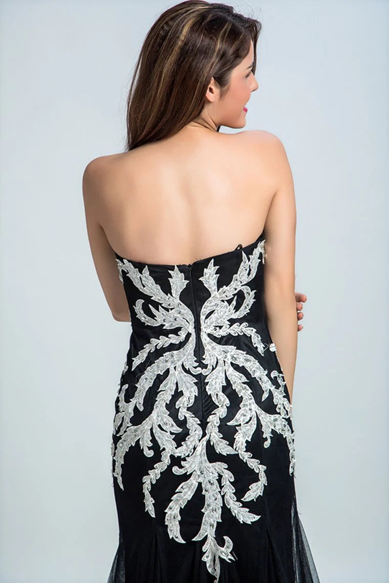 Sweetheart cocktail party formal attire fish tail sheer and ground length with stickers