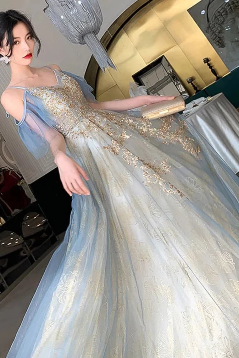 Unique and sexy elegant sleeveless V-neck long sheer with lace ball dress