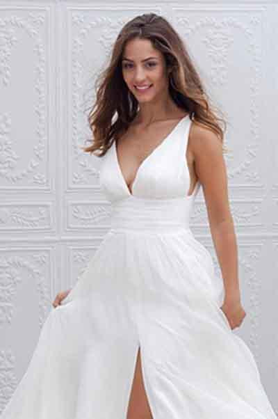 White A-line Chiffon Deep V-neck Sleeveless Side Split Wedding Dress