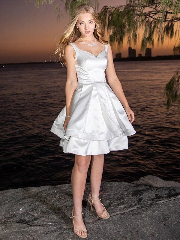 White Sweetheart Satin Short Homecoming Dress Cocktail Party Dress