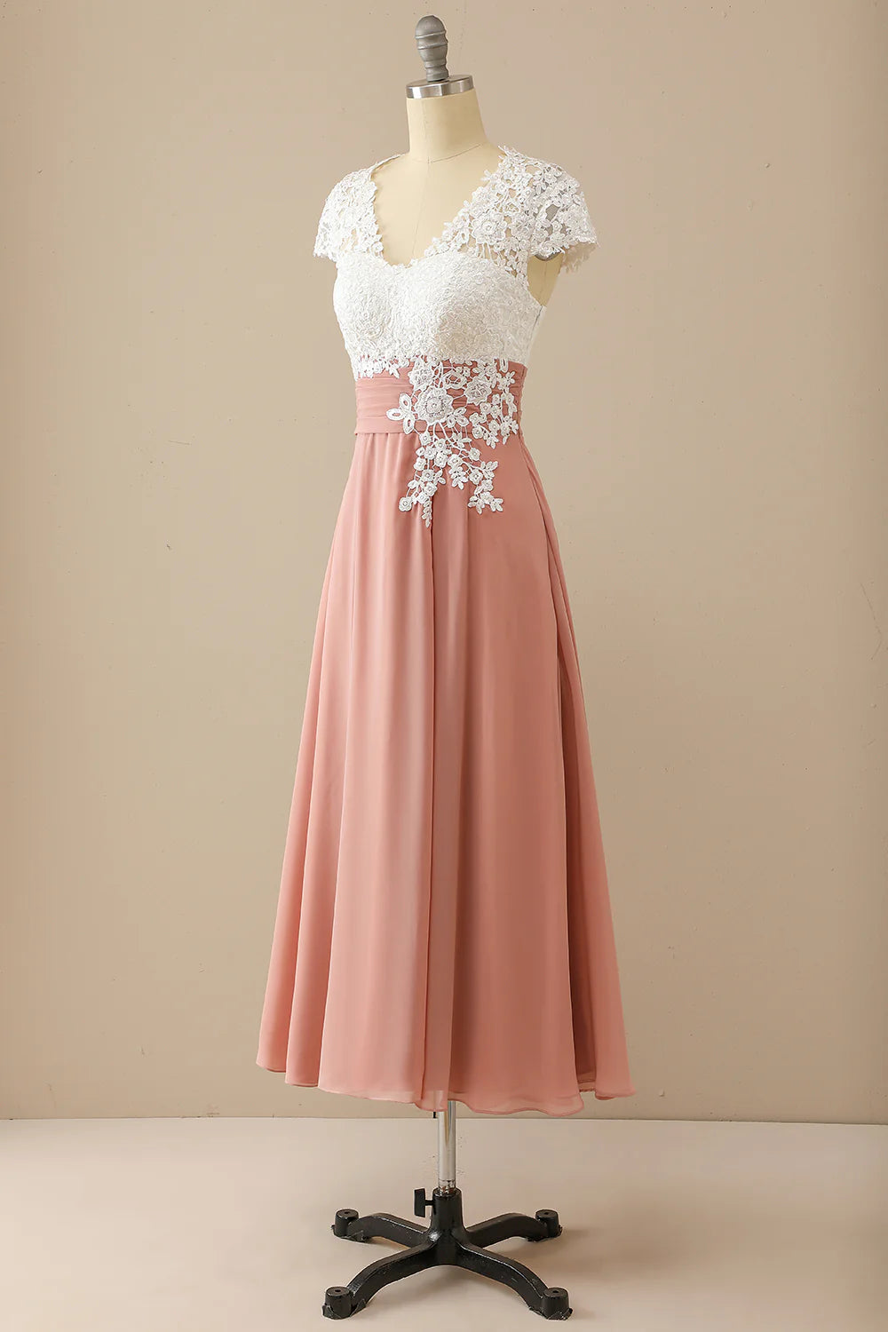 Elegant and slim fitting sweet V-neck bride mother dress with short sleeves