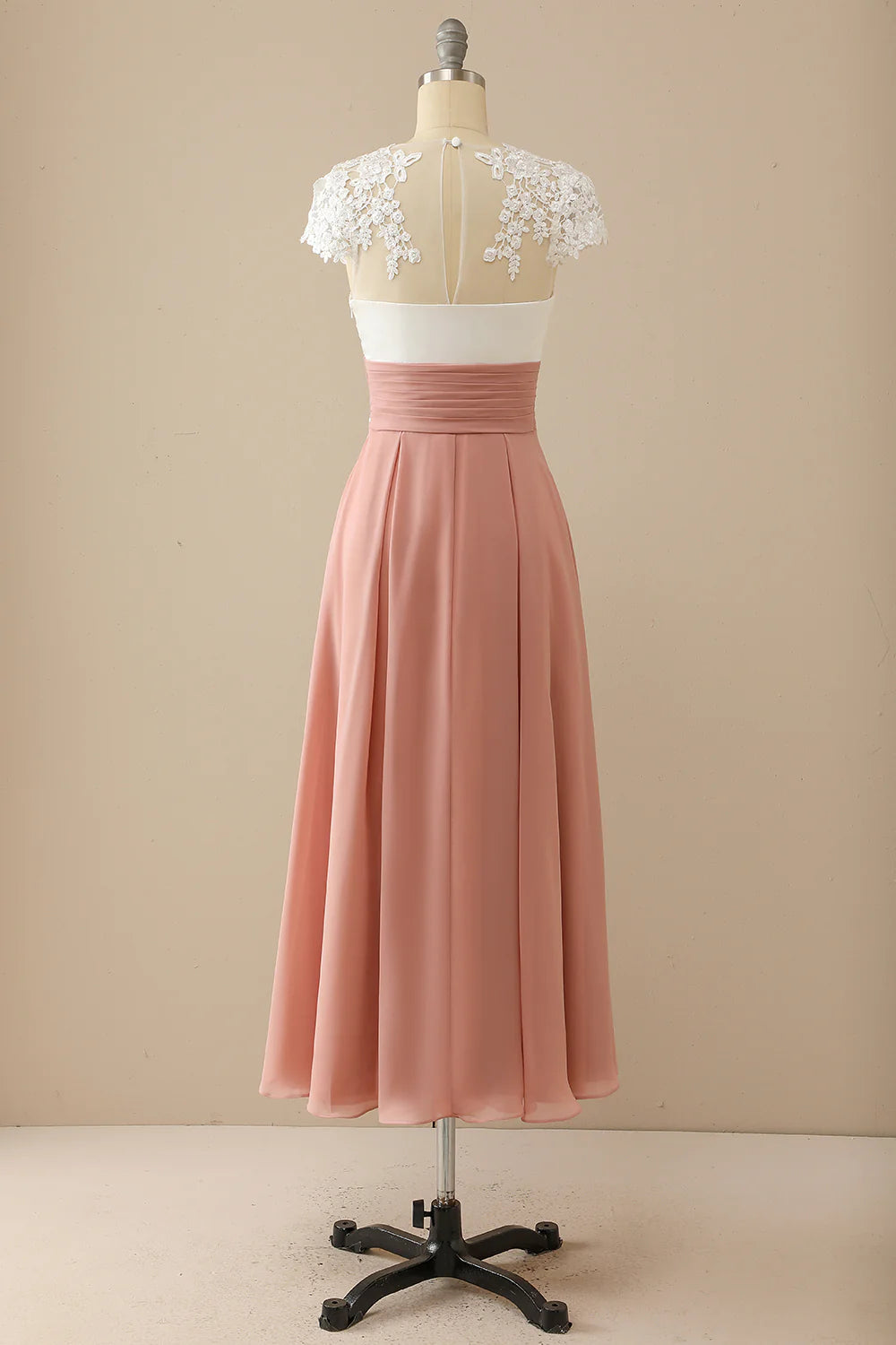 Elegant and slim fitting sweet V-neck bride mother dress with short sleeves