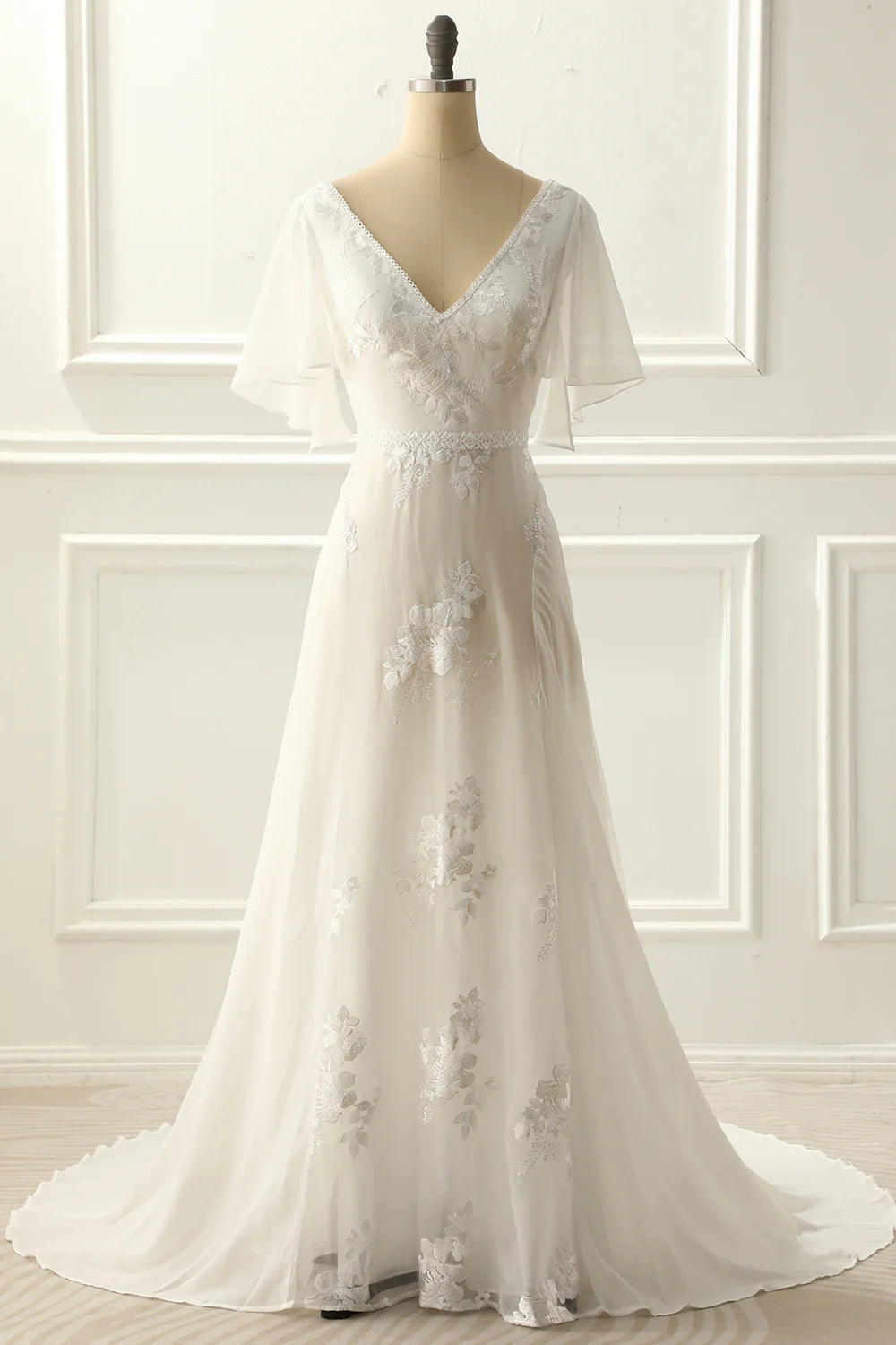 Elegant ivory V-neck A-line splicing long slim fitting wedding dress