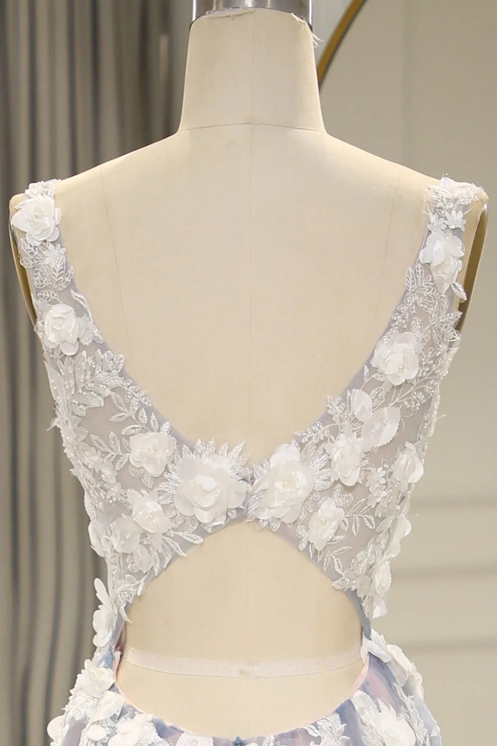 Romantic and sweet A-line V-neck keyhole back long sheer ball dress