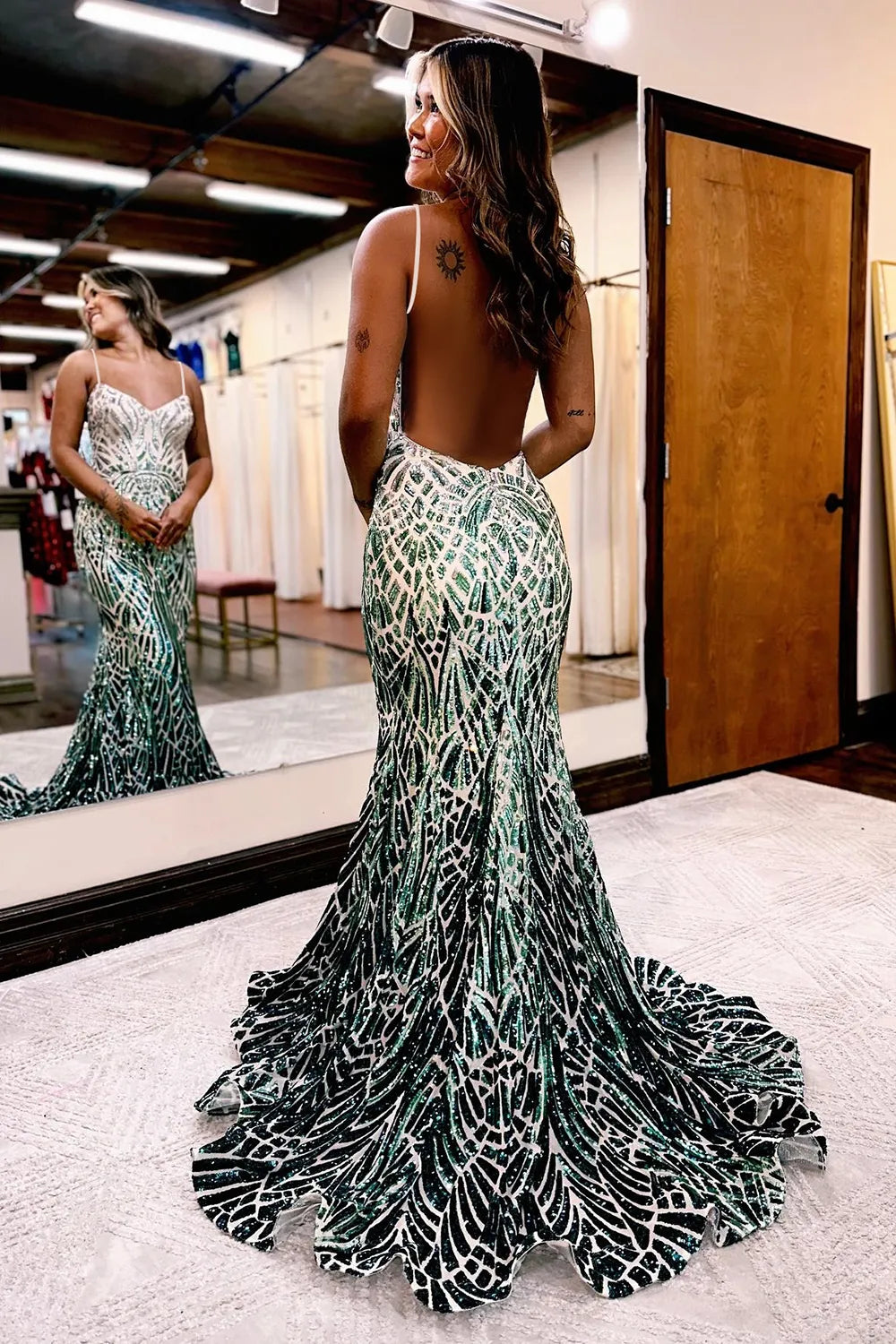 Sexy shiny fashionable mermaid backless long ball dress