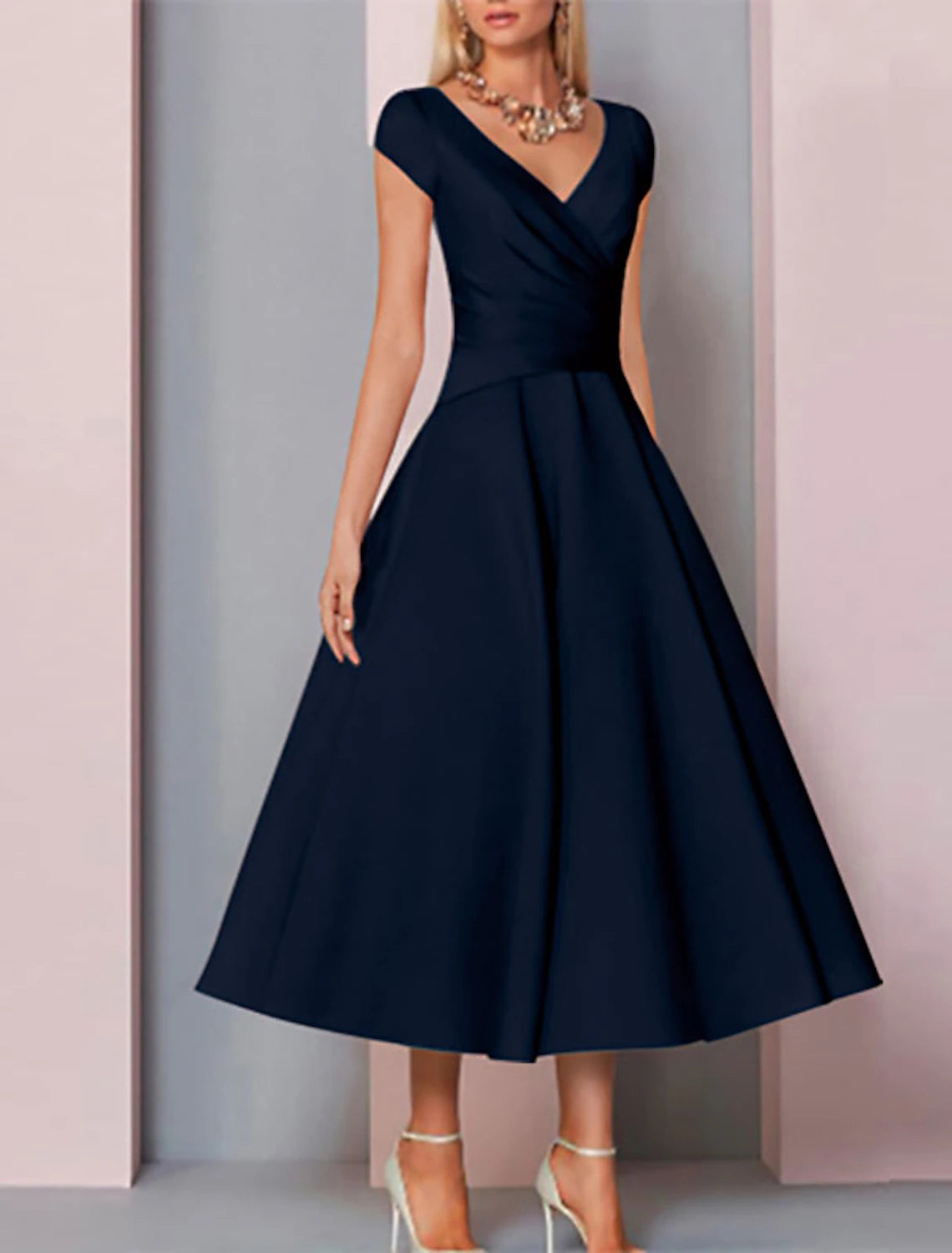 A-shaped Bride Mom Dress Wedding Guests Noble and Low Luxury V-neck Tea Long Chamois Silk Sleeveless Ruffles