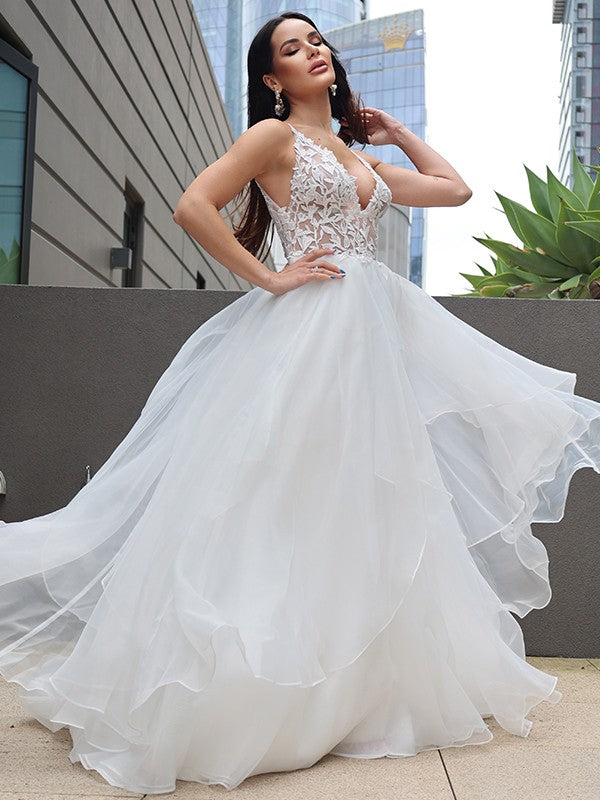 Elegant Princess Style Lace Ruffle Edge V-neck Sleeveless Sweeper/Brush Tail Wedding Dress