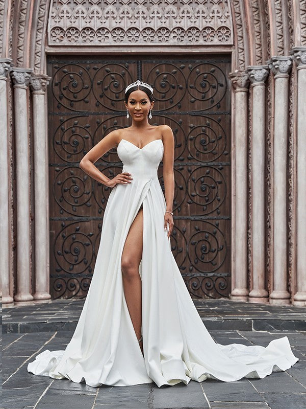 A-shaped elegant princess style elastic pleated ruffled edge sleeveless sweetheart court trailing wedding dress