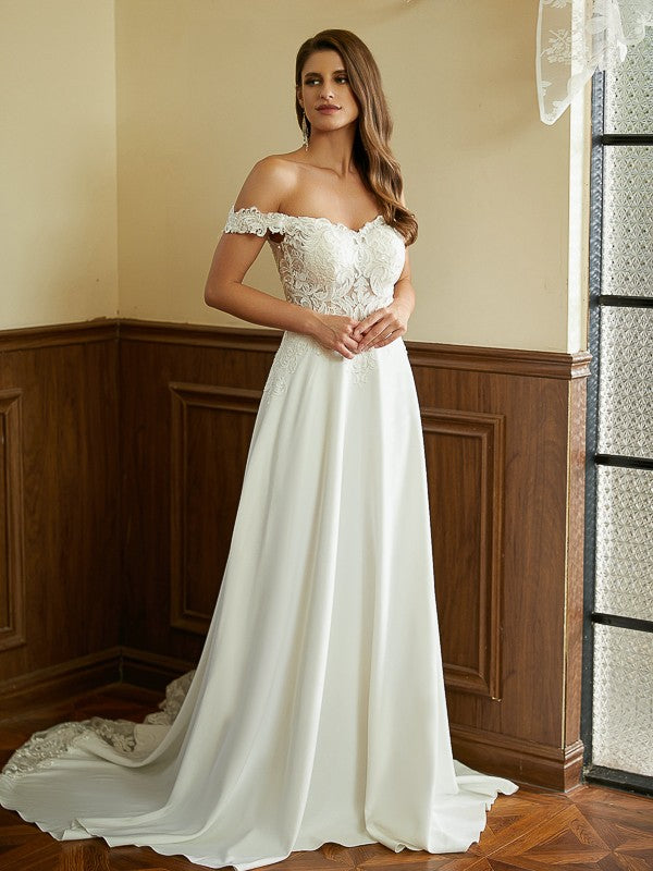 A-shaped Noble Princess Style Elastic Lace Off the Shoulder Short sleeved Palace Tail Wedding Dress