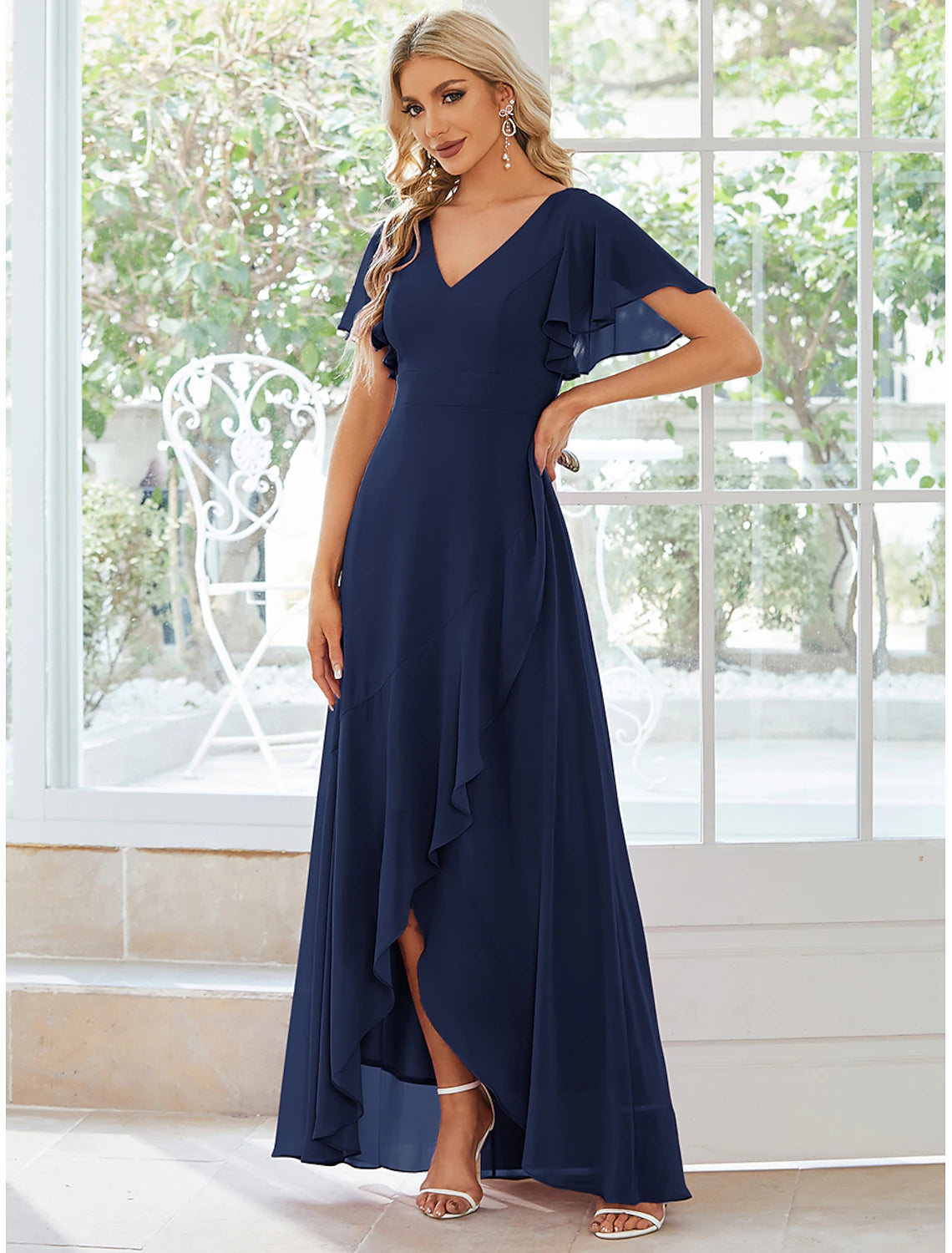 A-shaped wedding guest low luxury dress casual wedding party asymmetrical short sleeved V-neck bridesmaid dress ruffled chiffon solid color