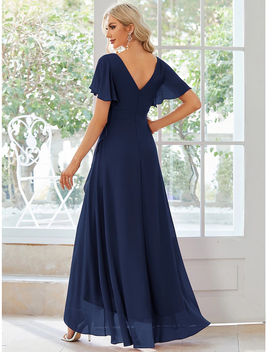 A-shaped wedding guest low luxury dress casual wedding party asymmetrical short sleeved V-neck bridesmaid dress ruffled chiffon solid color