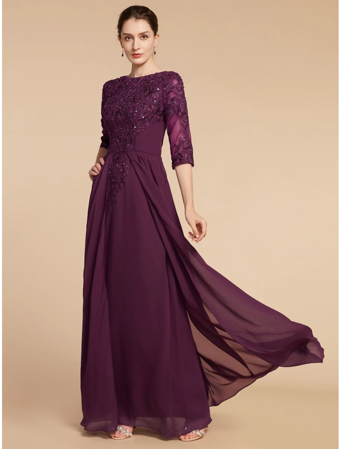 Hollow column style bridal mother dress wedding dress elegant and atmospheric round neck and ground chiffon lace half sleeve with pleated sequins