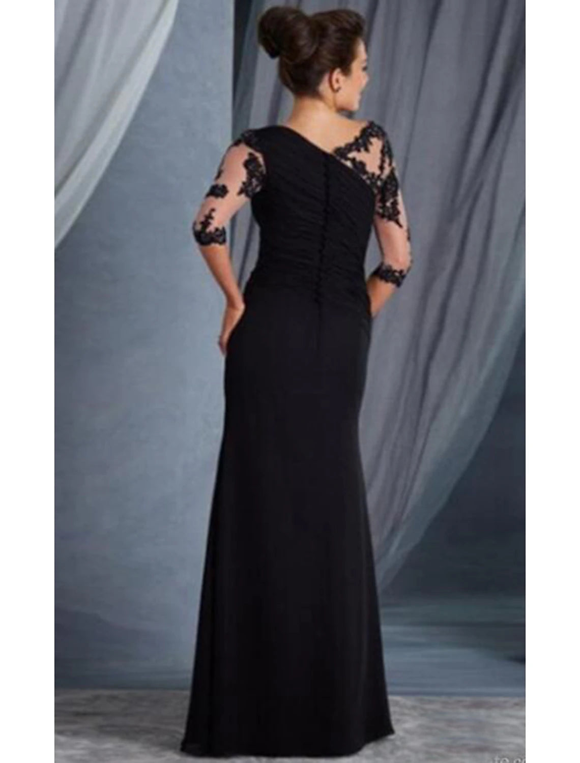 Tight black dress evening dress formal banquet and floor length half sleeved jewelry collar autumn wedding guests lace stickers