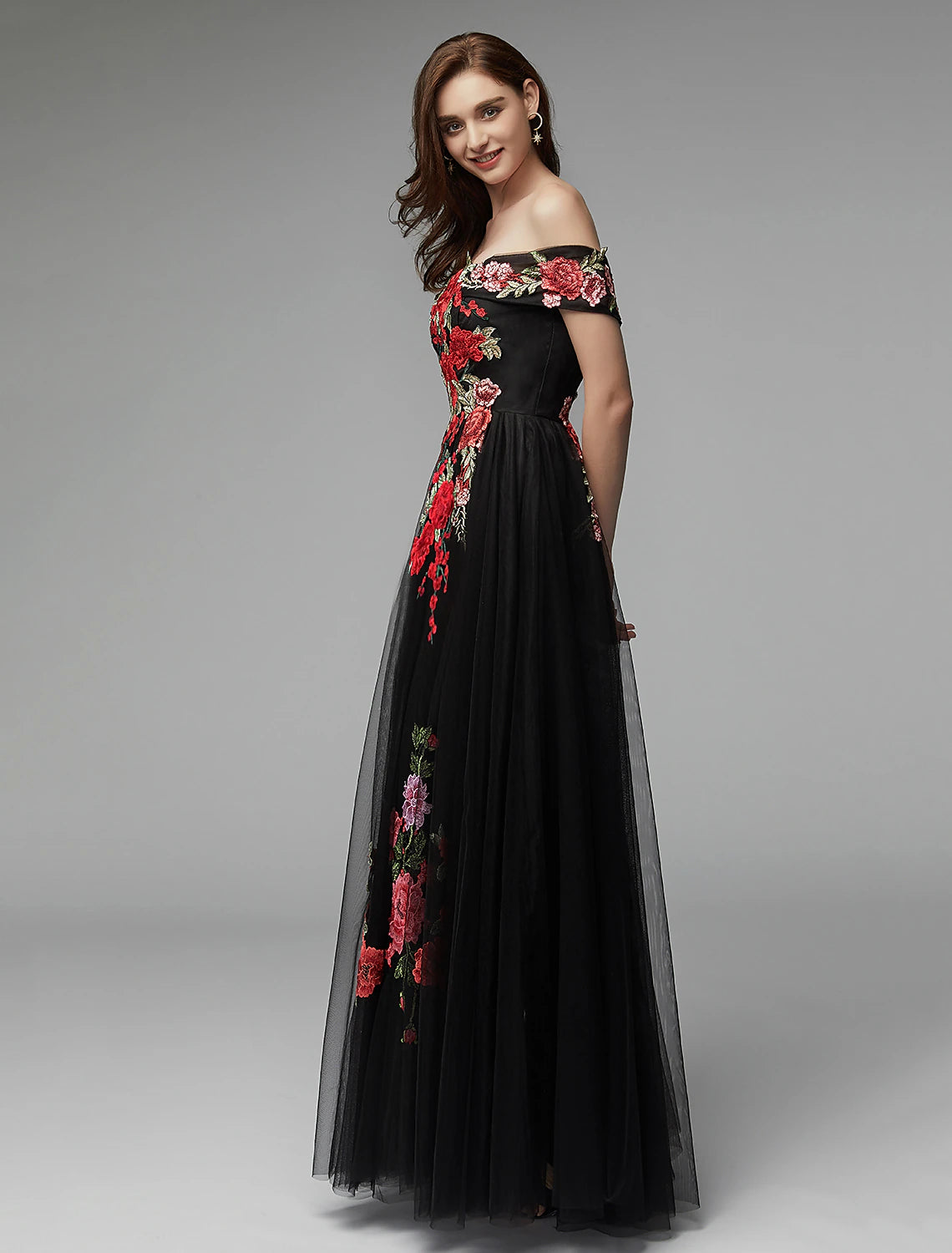 A-shaped floral dress for wedding guests ball and floor length sleeveless off shoulder lace sheer with embroidered stickers