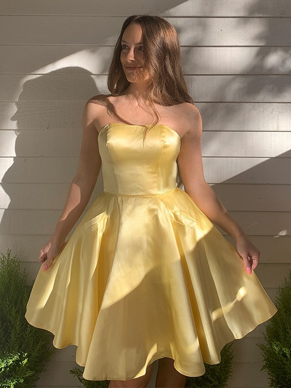 A-line sexy strapless satin ruffle edge sleeveless mini homecoming dance dress