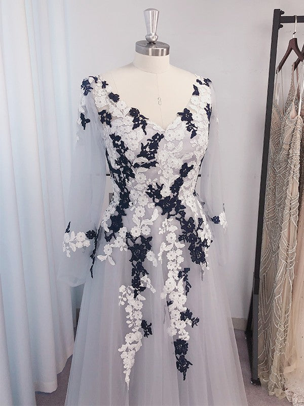 Princess sheer decal sexy V-neck long sleeved floor dress