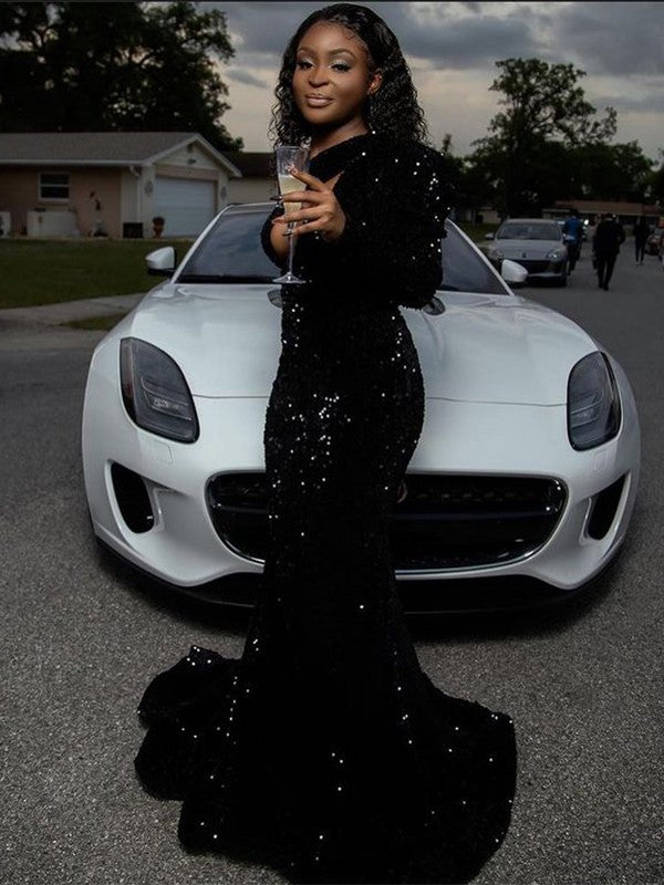 Pillar sequin pleated one shoulder long sleeved sweet and sexy strapless dress