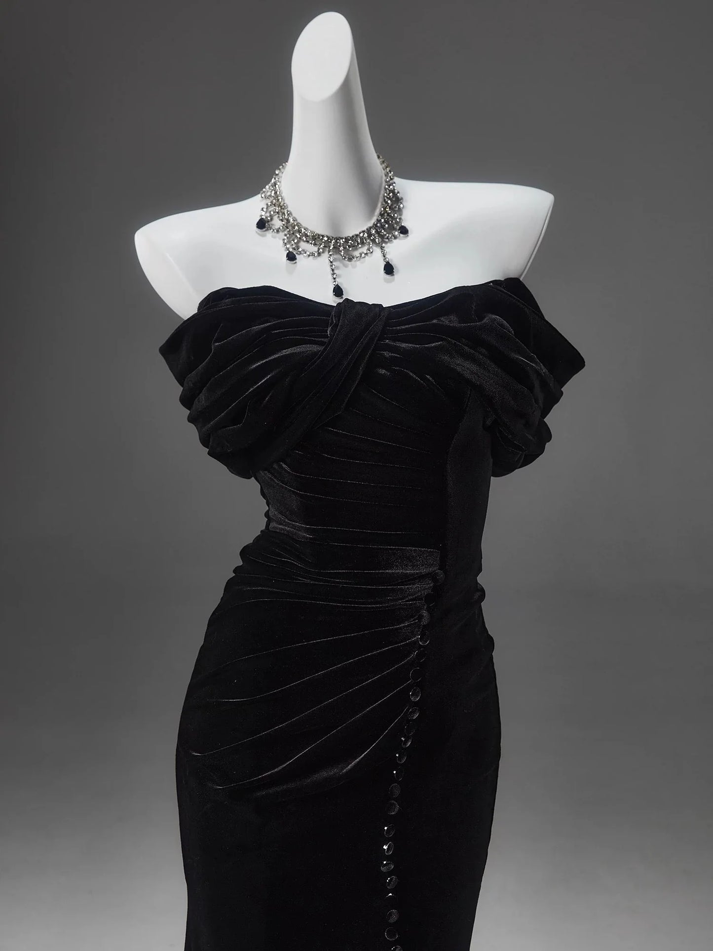 Elegant Gothic Black Velvet Evening Gown Off-Shoulder Ruched Evening Dress with Corset