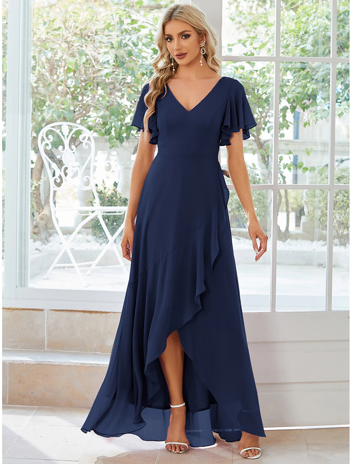 A-shaped wedding guest low luxury dress casual wedding party asymmetrical short sleeved V-neck bridesmaid dress ruffled chiffon solid color
