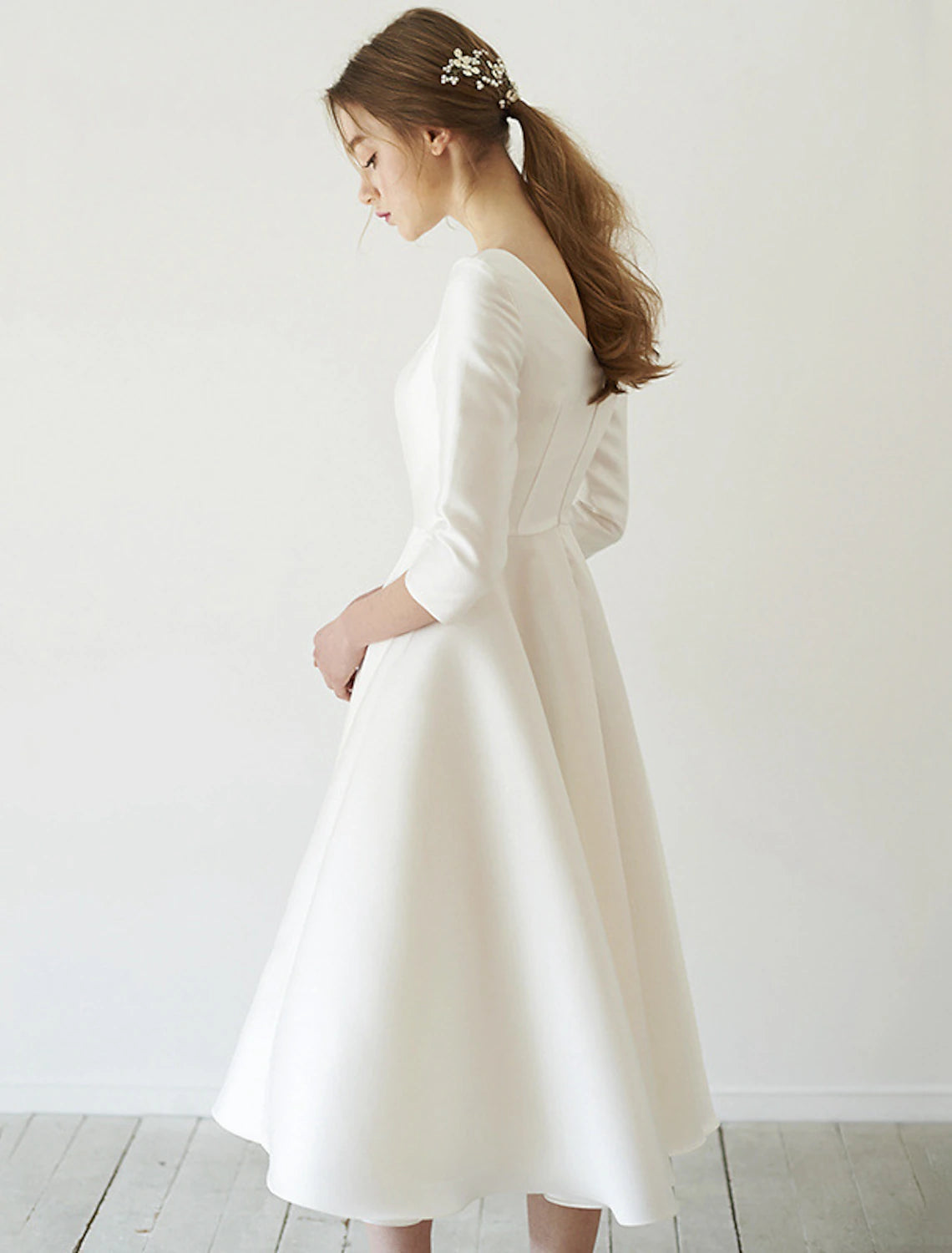 Bride's Vintage and Minimalist Wedding Dress A-shaped Phantom Neck Sleeveless Tea Long Lace Bridal Dress Sticker Summer Wedding Party