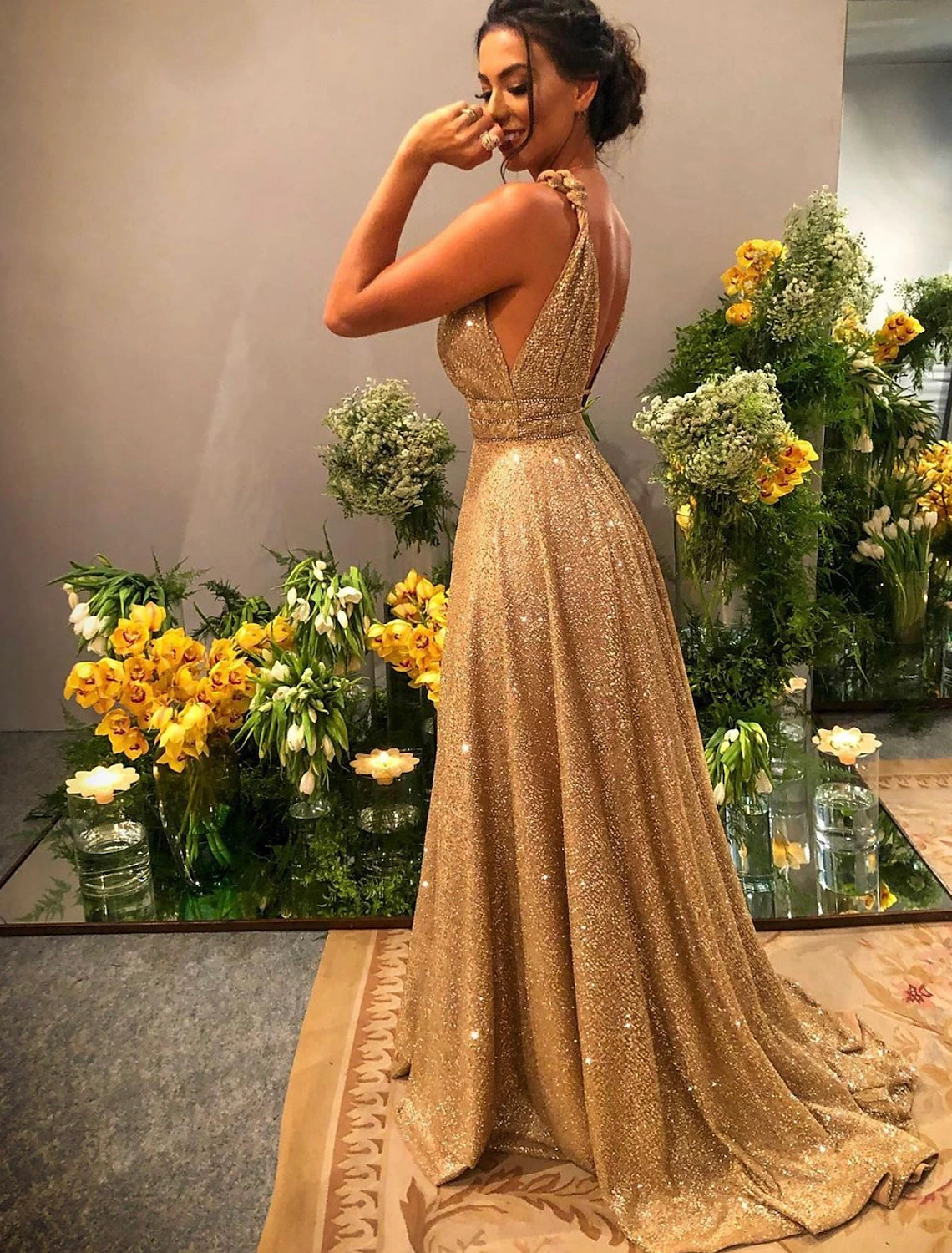 A-shaped ball sparkling formal dress formal dinner broomstick tail sleeveless thin shoulder strap elastic satin backless rhinestone