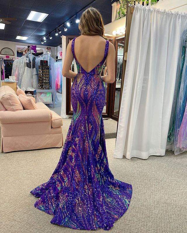 Sexy small mermaid sequin ball dress with V-neck sweep collar hem