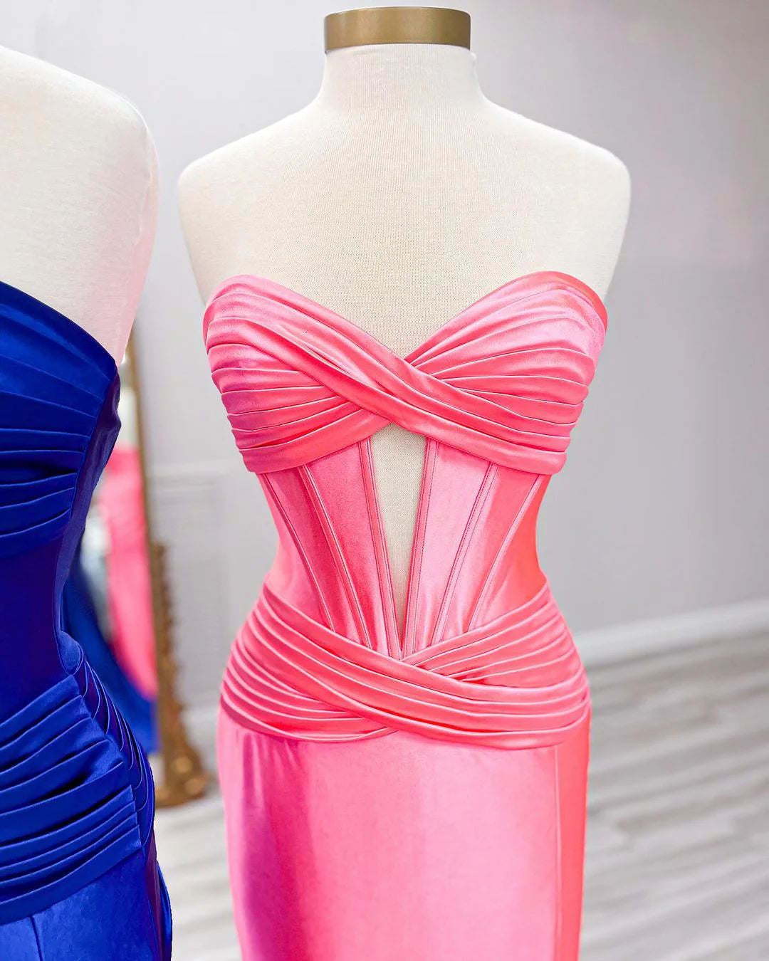 Mermaid Sweet Satin Lock Hole Ball Party Dress Split