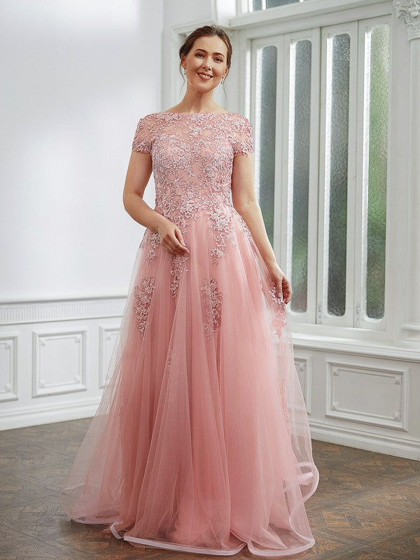 Elegant princess style chiffon applique boat shaped short sleeved and floor length dress