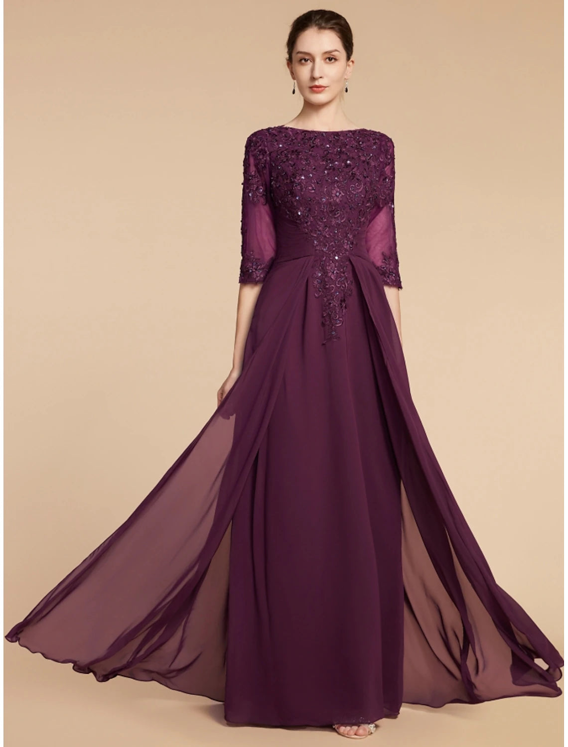 Hollow column style bridal mother dress wedding dress elegant and atmospheric round neck and ground chiffon lace half sleeve with pleated sequins