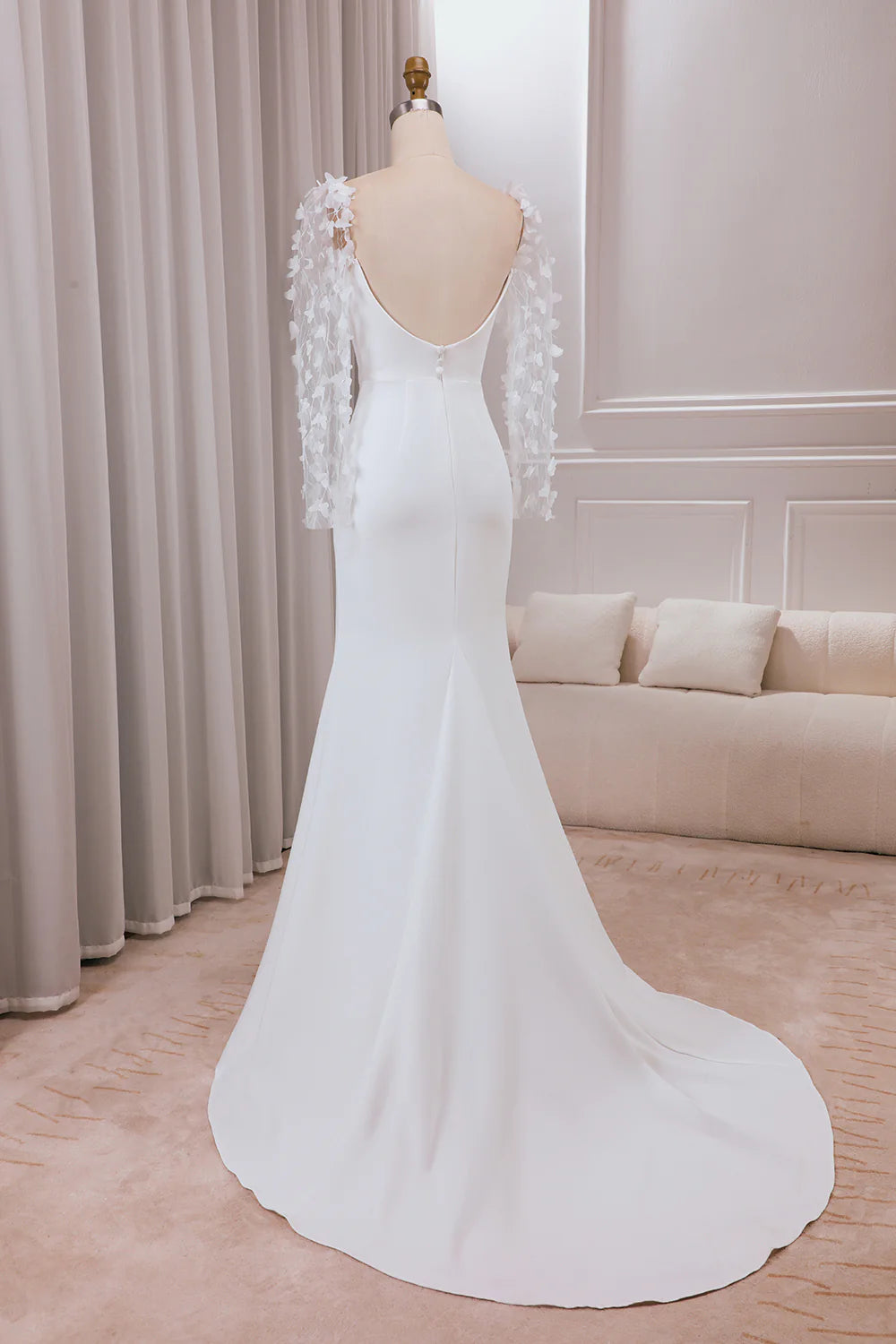 Trumpet Sweep Train Long Sleeves Bridal Dress with 3D Appliques