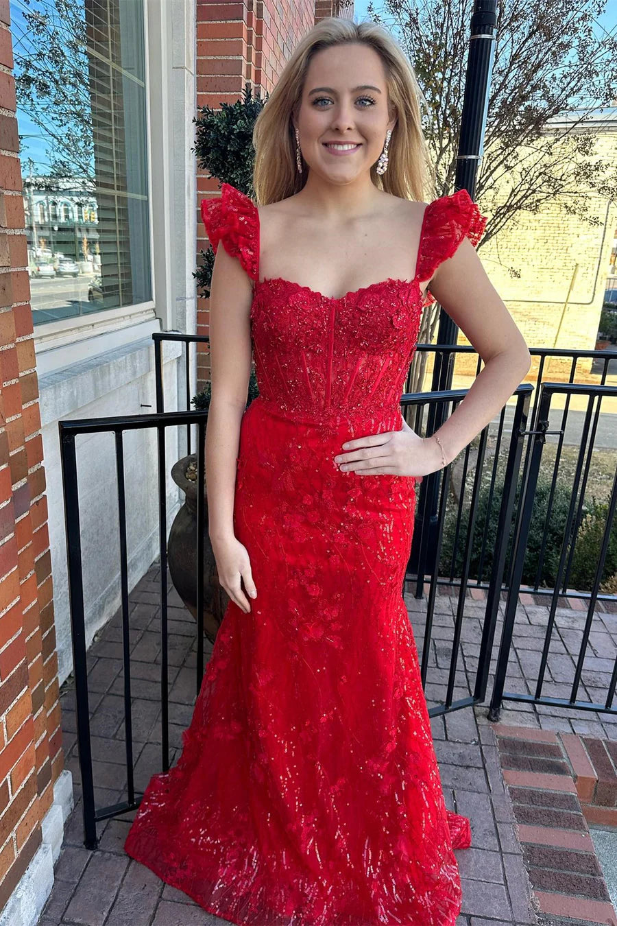Appliques Sweetheart Flutter Sleeve Mermaid Long Prom Dress