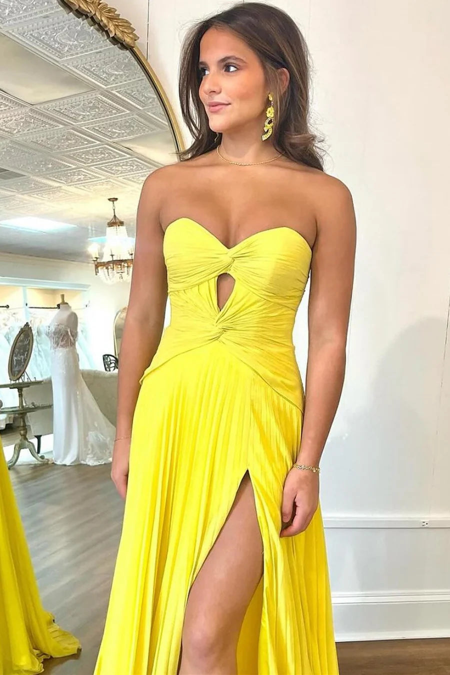 Strapless Keyhole Pleated A-Line Prom Dress