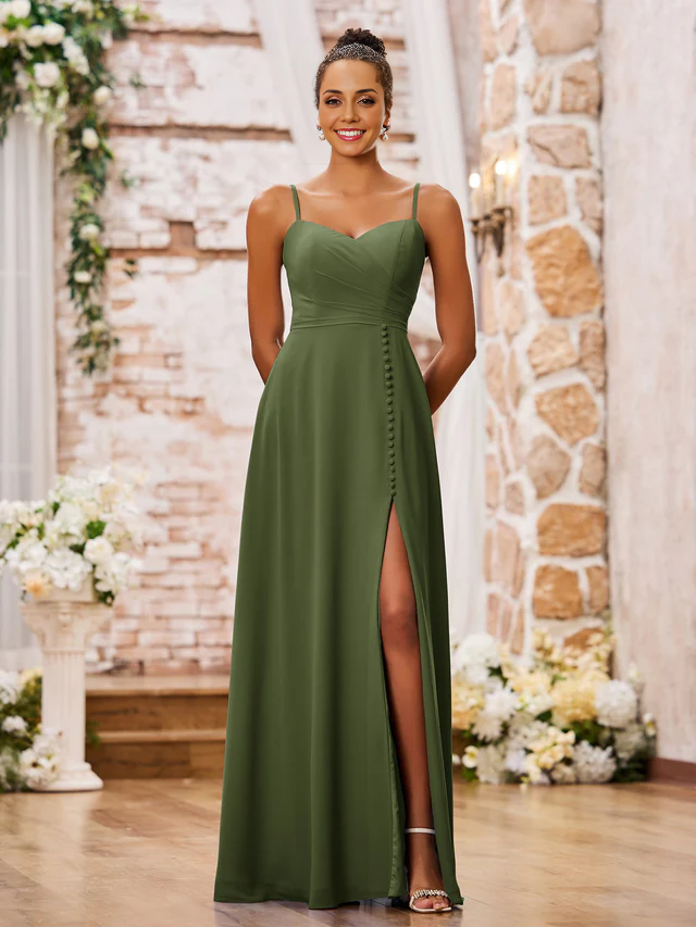 heart-shaped collar with thin shoulder straps chiffon bridesmaid dress