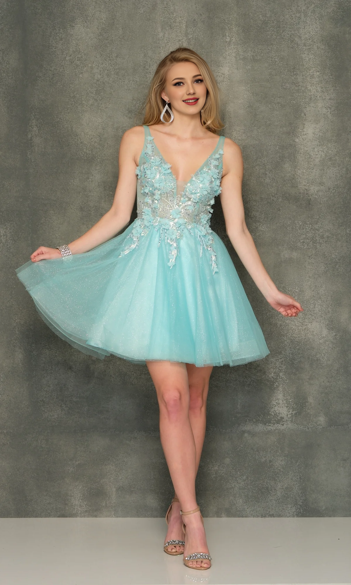 OKBBN adopts a see through tight corset and deep V-neck design for floral Homecoming Dresses