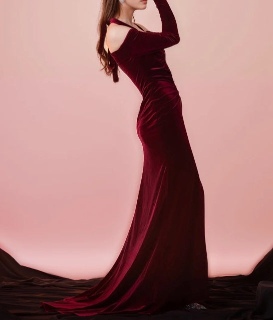 Off-the-shoulder Halter Long Sleeves sheath Prom Velvet Dress front slit