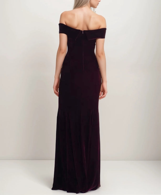 Classic Off-the-shoulder fit and flare Sheath Velvet Prom Dress
