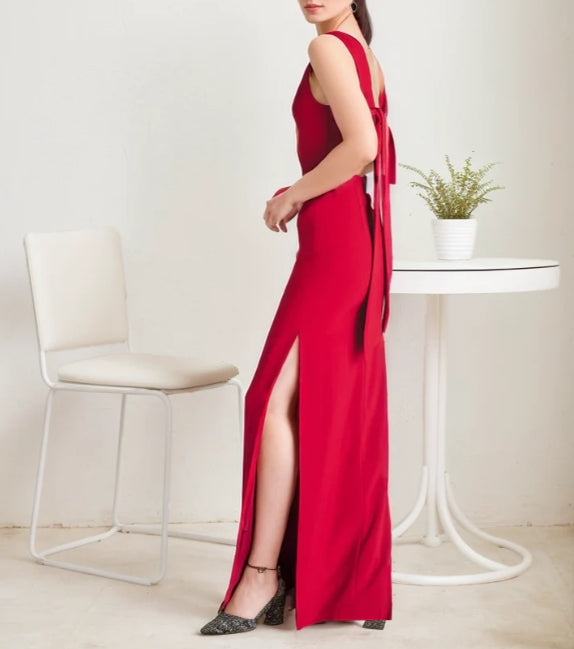 Modern bateau neckline hallowed back Stretchable satin prom dress