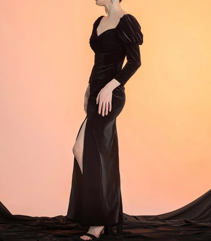 Long Sleeves Sweetheart Neckline Sheath Velvet Prom Dress Thigh Slit