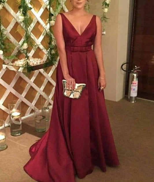 Burgundy V Neck Spaghetti Strap Sleeveless Satin Backless Evening Dresses